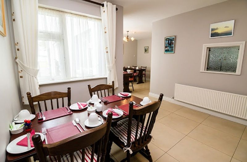 O Neills Bed And Breakfast Дінгл Екстер'єр фото